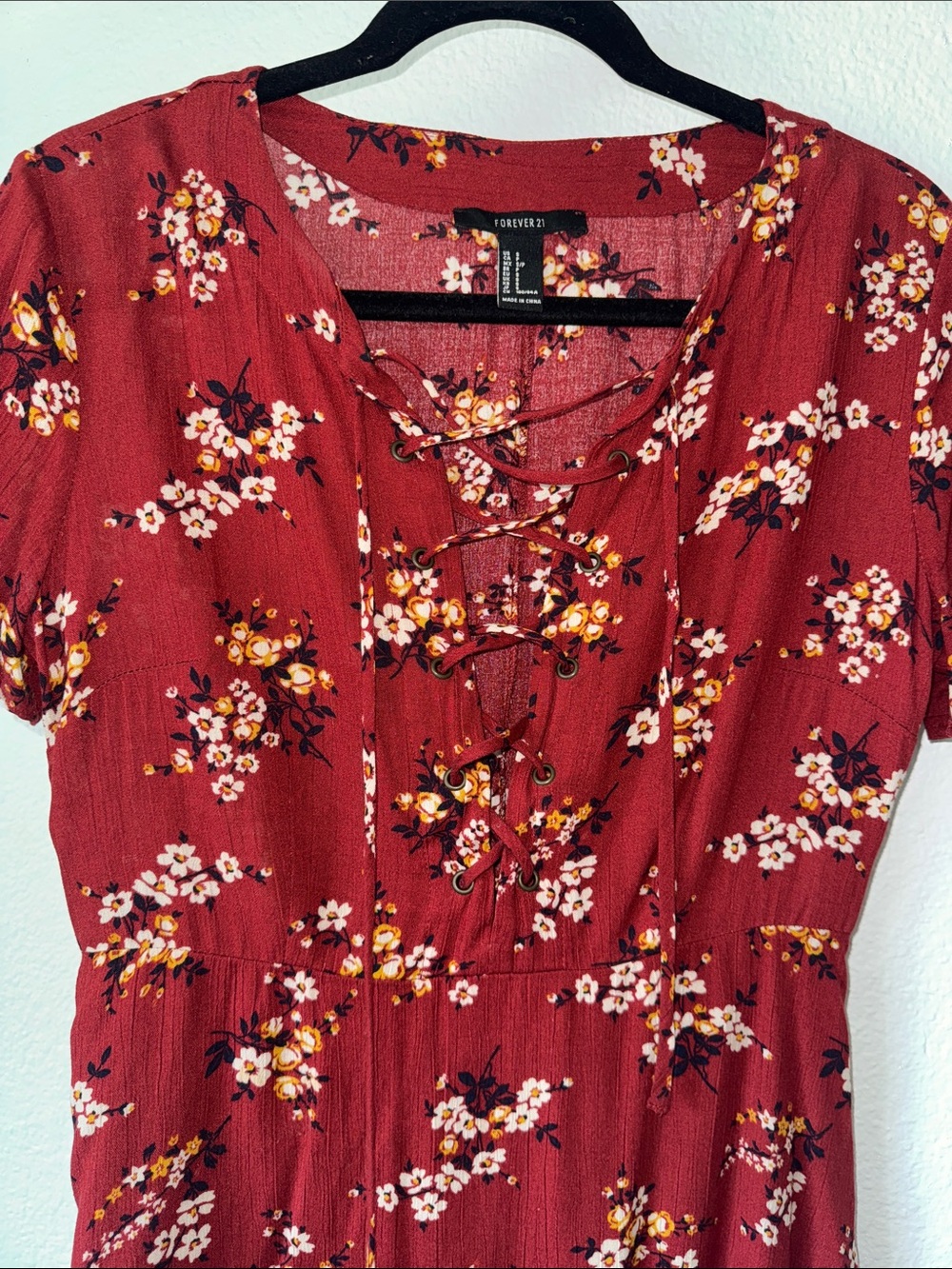 Forever 21 Rust Red Floral Lace-Up Top - Picture 3 of 5